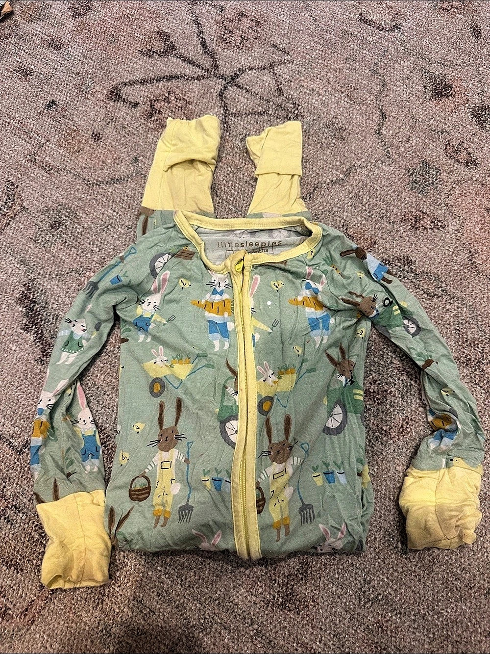 Little Sleepies Bunny Garden Zippy Baby 6-12 Months Green & Yellow Footie
